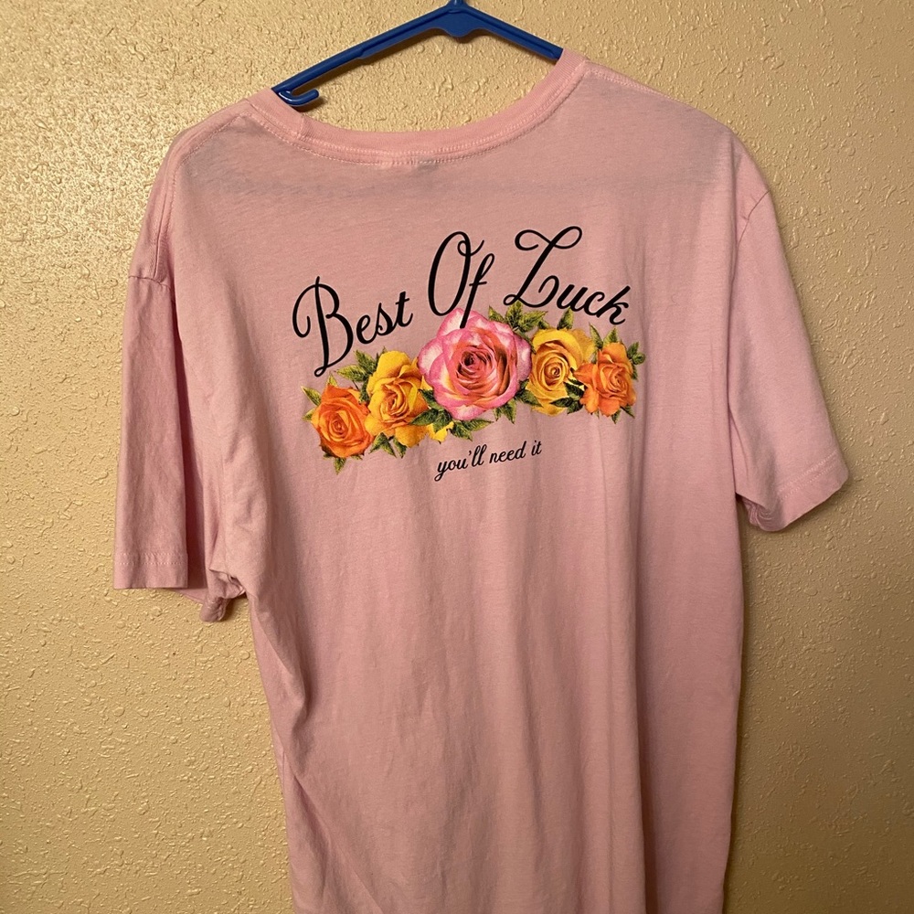 Pink tshirt - Picture 2 of 3